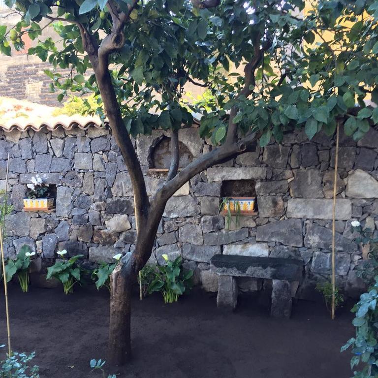 Casa Vacanza Cleo Catánia Buitenkant foto